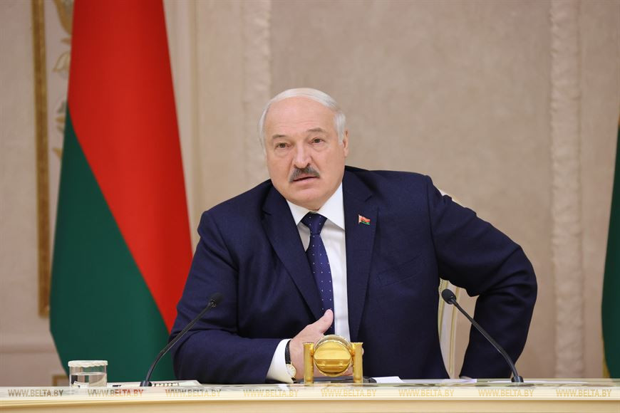 Партийное строительство в Беларуси: политическое поле для деятельности патриотов