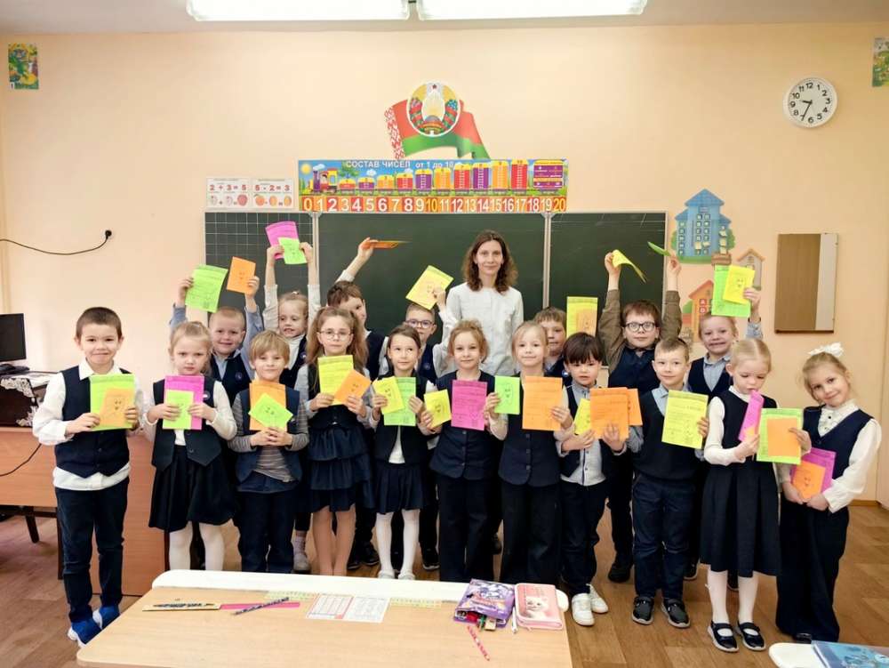 31.03.2026 года в Путришковской средней школе, прошел увлекательный урок по гигиене полости рта, который провела зубной фельдшер Путришковской амбулатории общей врачебной практики Крупенич О. В. 